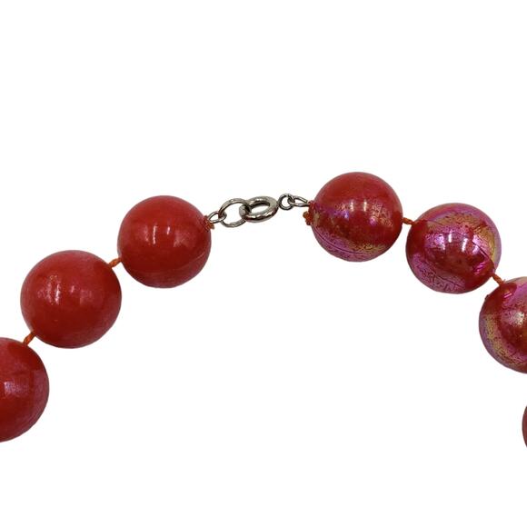 Vintage 80s Acrylic Bead Necklace Red Shimmer - Picture 2 of 3